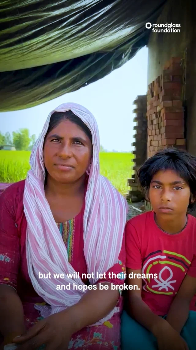 Homes have been washed away and lives disrupted. What remains is hope. With each hand extended, that hope strengthens. 

This is not the story of just Swaran Kaur in Ferozepur. This is the story of many families. Let a helping hand. Make a contribution. Our donation links are in the bio.

ਘਰ ਰੁੜ੍ਹ ਗਏ ਹਨ ਅਤੇ ਜ਼ਿੰਦਗੀਆਂ ਉੱਜੜ ਗਈਆਂ ਹਨ। ਜੋ ਬਚਿਆ ਹੈ ਉਹ ਹੈ ਉਮੀਦ। ਹਰ ਹੱਥ ਵਧਣ ਨਾਲ, ਉਹ ਉਮੀਦ ਮਜ਼ਬੂਤ ​​ਹੁੰਦੀ ਹੈ। 
ਇਹ ਫਿਰੋਜ਼ਪੁਰ ਦੀ ਸਿਰਫ਼ ਸਵਰਨ ਕੌਰ ਦੀ ਕਹਾਣੀ ਨਹੀਂ ਹੈ। ਇਹ ਬਹੁਤ ਸਾਰੇ ਪਰਿਵਾਰਾਂ ਦੀ ਕਹਾਣੀ ਹੈ। ਮਦਦ ਕਰਨ ਲਈ ਹੱਥ ਵਧਾਓ। ਯੋਗਦਾਨ ਪਾਓ। ਸਾਡੇ ਦਾਨ ਲਿੰਕ ਬਾਇਓ ਵਿੱਚ ਹਨ।

#punjabfloods #punjabfloods2025 #floodrelief #roundglassfoundation #punjab