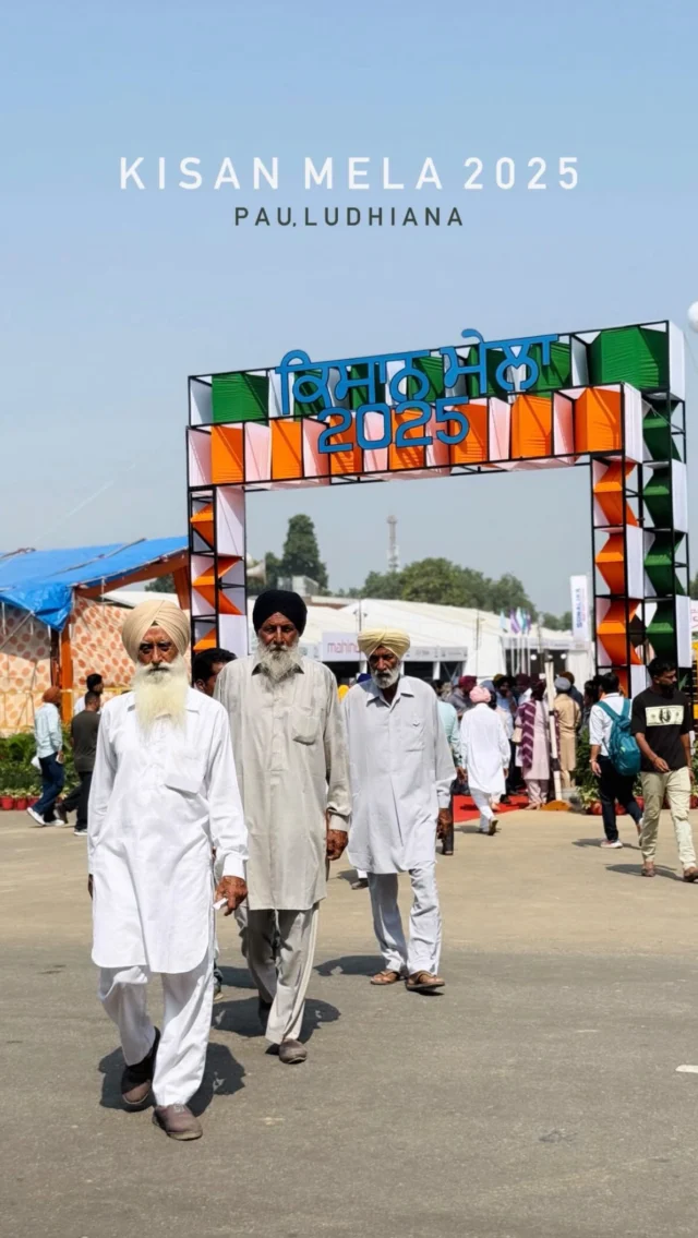 We visited the Kisan Mela 2025 at Punjab Agricultural University, Ludhiana, with around 150 farmers. This was an exposure visit for these farmers to help them broaden their horizons and gather information on the latest tools, techniques, and practices of sustainable agriculture. Under our Regenerative Agriculture Program, we have been initiating such visits to help our farmers adapt to new ways of farming.

ਅਸੀਂ ਲੱਗਭਗ 150 ਕਿਸਾਨਾਂ ਨਾਲ ਪੰਜਾਬ ਖੇਤੀਬਾੜੀ ਯੂਨੀਵਰਸਿਟੀ, ਲੁਧਿਆਣਾ ਵਿਖੇ ਕਿਸਾਨ ਮੇਲਾ 2025 ਦਾ ਦੌਰਾ ਕੀਤਾ। ਇਹ ਇਨ੍ਹਾਂ ਕਿਸਾਨਾਂ ਲਈ ਇੱਕ ਅਧਿਐਨ ਦੌਰਾ ਸੀ ਤਾਂ ਜੋ ਉਨ੍ਹਾਂ ਨੂੰ ਆਪਣੇ ਦਾਇਰੇ ਨੂੰ ਵਿਸ਼ਾਲ ਕਰਨ ਅਤੇ ਟਿਕਾਊ ਖੇਤੀਬਾੜੀ ਦੇ ਨਵੀਨਤਮ ਸੰਦਾਂ, ਤਕਨੀਕਾਂ ਅਤੇ ਅਭਿਆਸਾਂ ਬਾਰੇ ਜਾਣਕਾਰੀ ਇਕੱਠੀ ਕਰਨ ਵਿੱਚ ਮਦਦ ਮਿਲ ਸਕੇ। ਸਾਡੇ ਰੀਜਨਰੇਟਿਵ ਐਗਰੀਕਲਚਰ ਪ੍ਰੋਗਰਾਮ ਦੇ ਤਹਿਤ, ਅਸੀਂ ਆਪਣੇ ਕਿਸਾਨਾਂ ਨੂੰ ਖੇਤੀ ਦੇ ਨਵੇਂ ਤਰੀਕਿਆਂ ਦੇ ਅਨੁਕੂਲ ਬਣਾਉਣ ਵਿੱਚ ਮਦਦ ਕਰਨ ਲਈ ਅਜਿਹੇ ਦੌਰੇ ਸ਼ੁਰੂ ਕਰ ਰਹੇ ਹਾਂ।

#kisanmela2025 #pau #ludhiana #roundglassfoundation #punjab